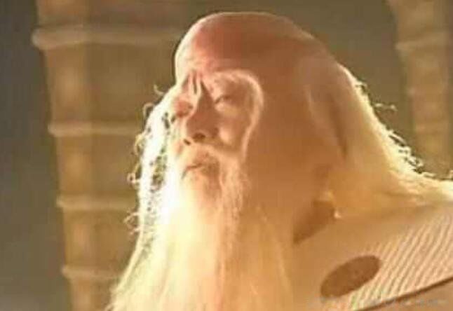 鸿钧老祖的来历 是什么级别的神仙之上还有谁