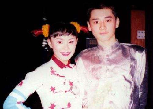 孙俪妈妈为什么离婚 孙俪在情深深雨蒙蒙中的照片