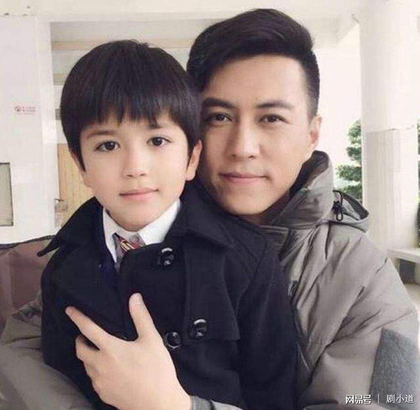 靳东李佳什么时候结婚的 靳东和李佳是初婚吗