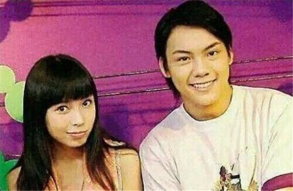 陈伟霆和baby露骨短信内容曝光 陈伟霆现在还爱杨颖吗还有联系吗