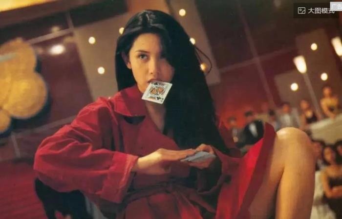 邱淑贞性感泳装图片 淑贞版小昭是颜值与演技齐飞