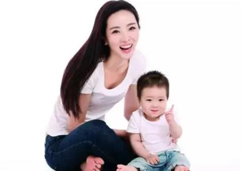 李思思的个人资料简介老公 真实丈夫简历