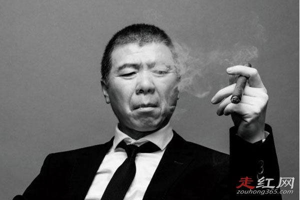 手机2崔永元怎么回事 和导演冯小刚掐起架来