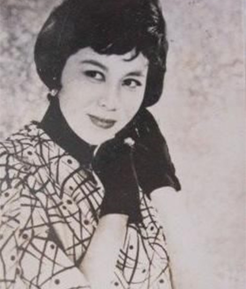 张冰茜年轻时候的照片 张冰茜现状如何