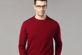 秋冬天里 男士们如何选择适合自己的毛衣进行搭配？